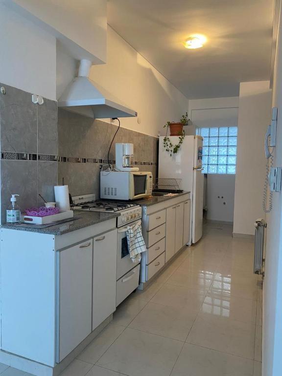 Apartamento Departamento Amplio En Pleno Centro