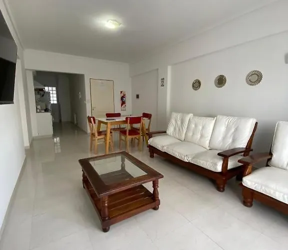 Departamento Amplio En Pleno Centro